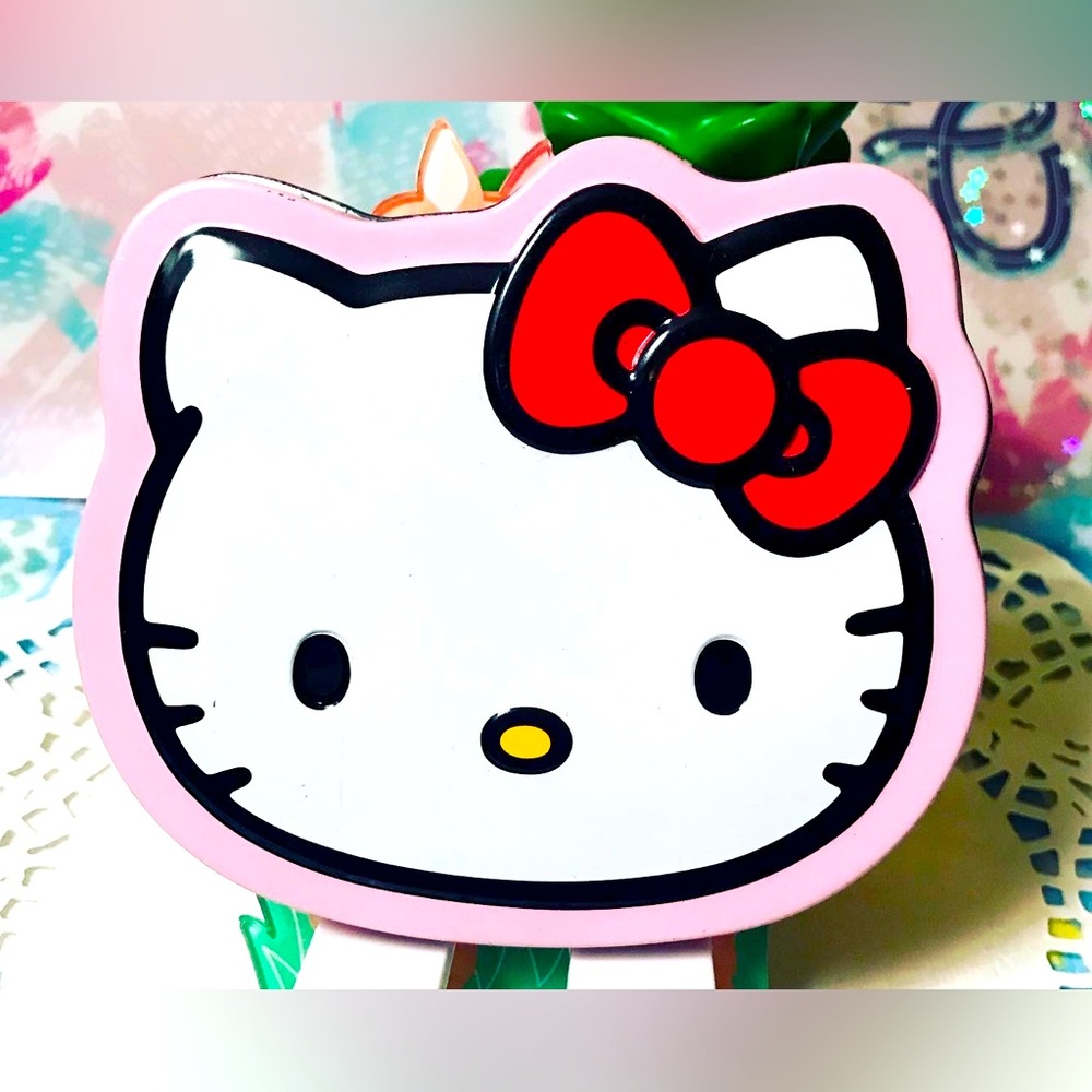 Sanrio Hello Kitty Tin Case
